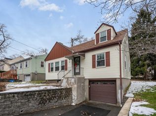 98 Prentice St, Waltham, MA 02451