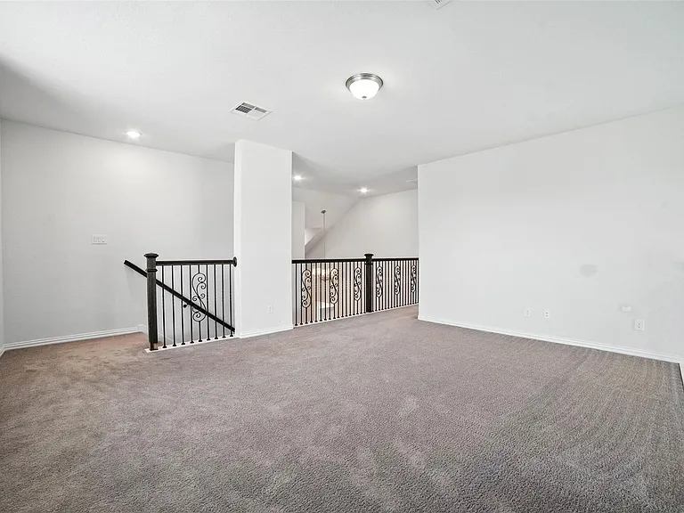 3054 Columbus Loop — Photo 27