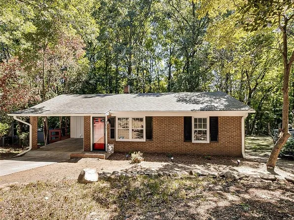 1037 Robbins St, Asheboro, NC 27203