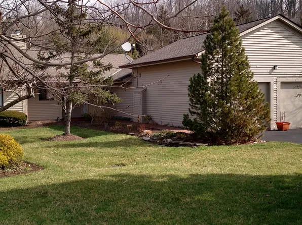 208 Miami Lakes Dr, Milford, OH 45150