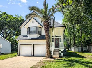 816 2nd St, League City, TX 77573