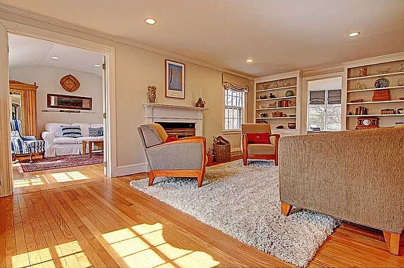 2nd image of 23 Brentonwood Ave