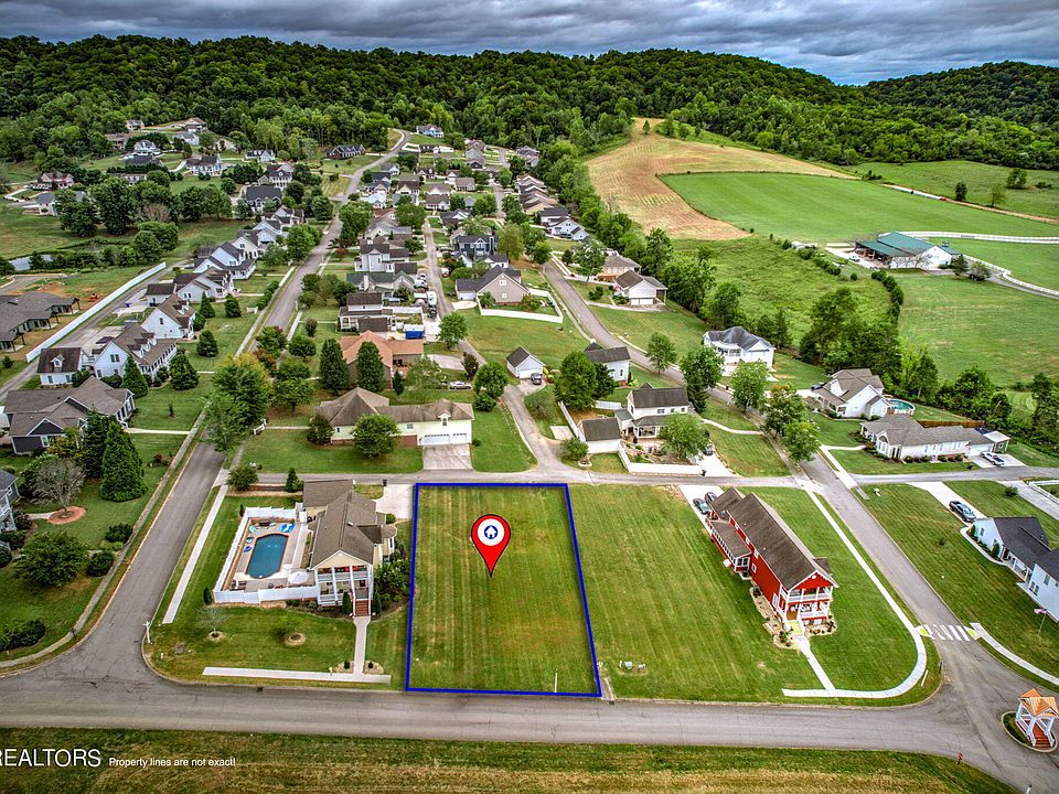 1st image of 7 Arcadian Springs Dr