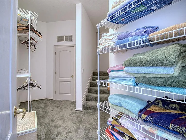 131 Sands Point Dr — Photo 29