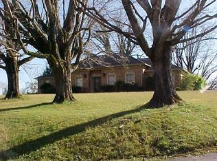 605 Clarks Mill Dr, Sparta, TN 38583