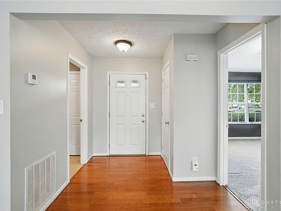 5th image of 317 Aviary Pl