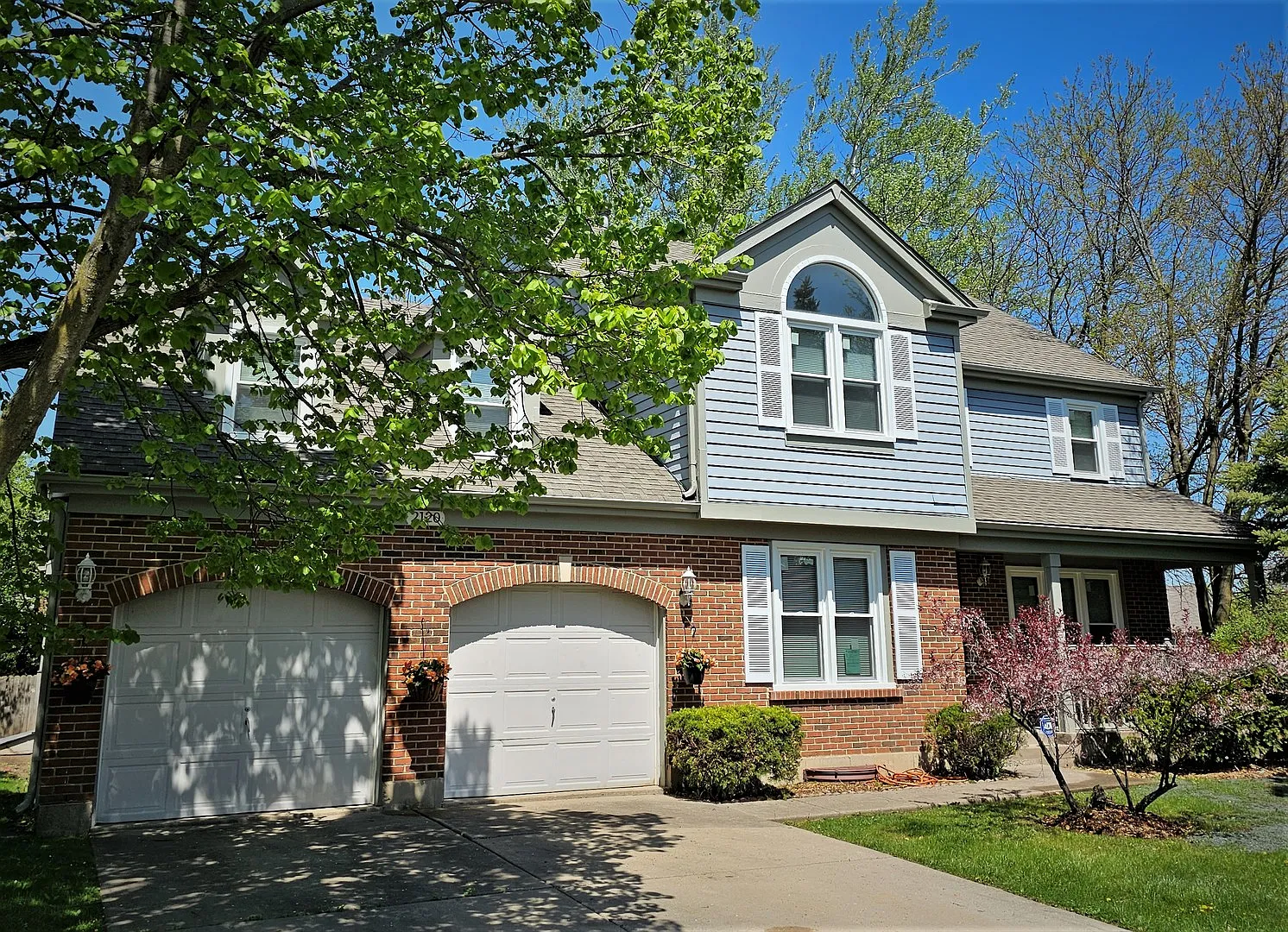 2120 Brandywyn Ln photo 1