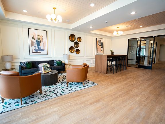 Hendricks Leasing Office