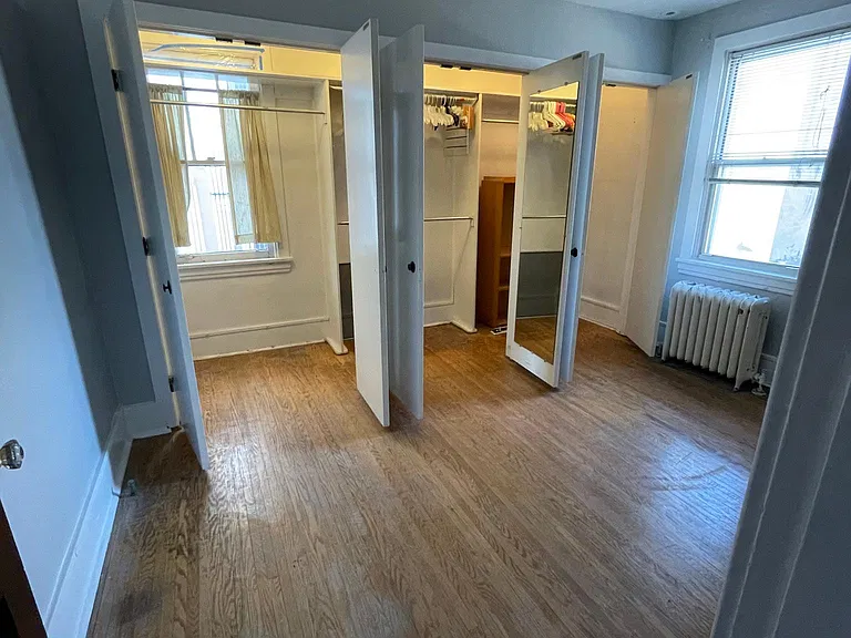 5567 Hobart St #2 — Photo 13
