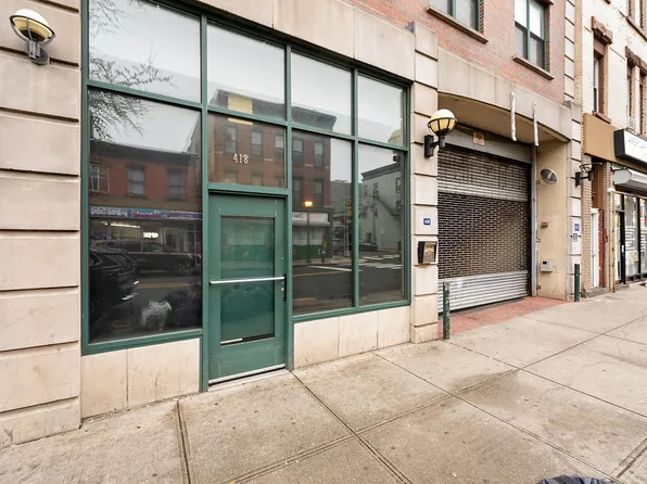 418 Martin Luther King Jr Dr APT 3E, Jersey City, NJ 07304