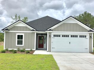 110 Mallard Pond Cir, Crawfordville, FL 32327