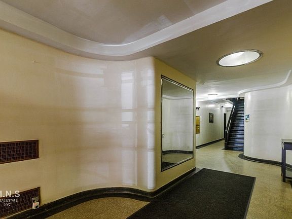 5th image of 1510 York Ave #4D1