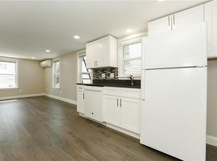 71 Saint Elizabeth St Unit 2, Bristol, RI 02809