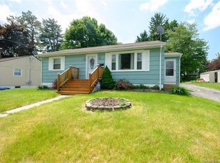 94 Anna Ave, Waterbury, CT 06708