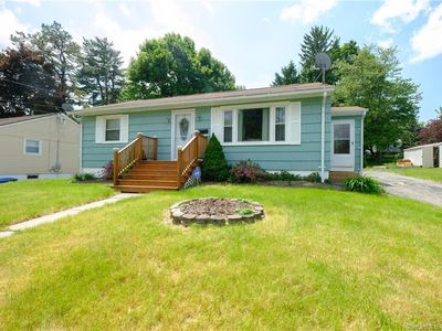 94 Anna Ave, Waterbury, CT, 06708