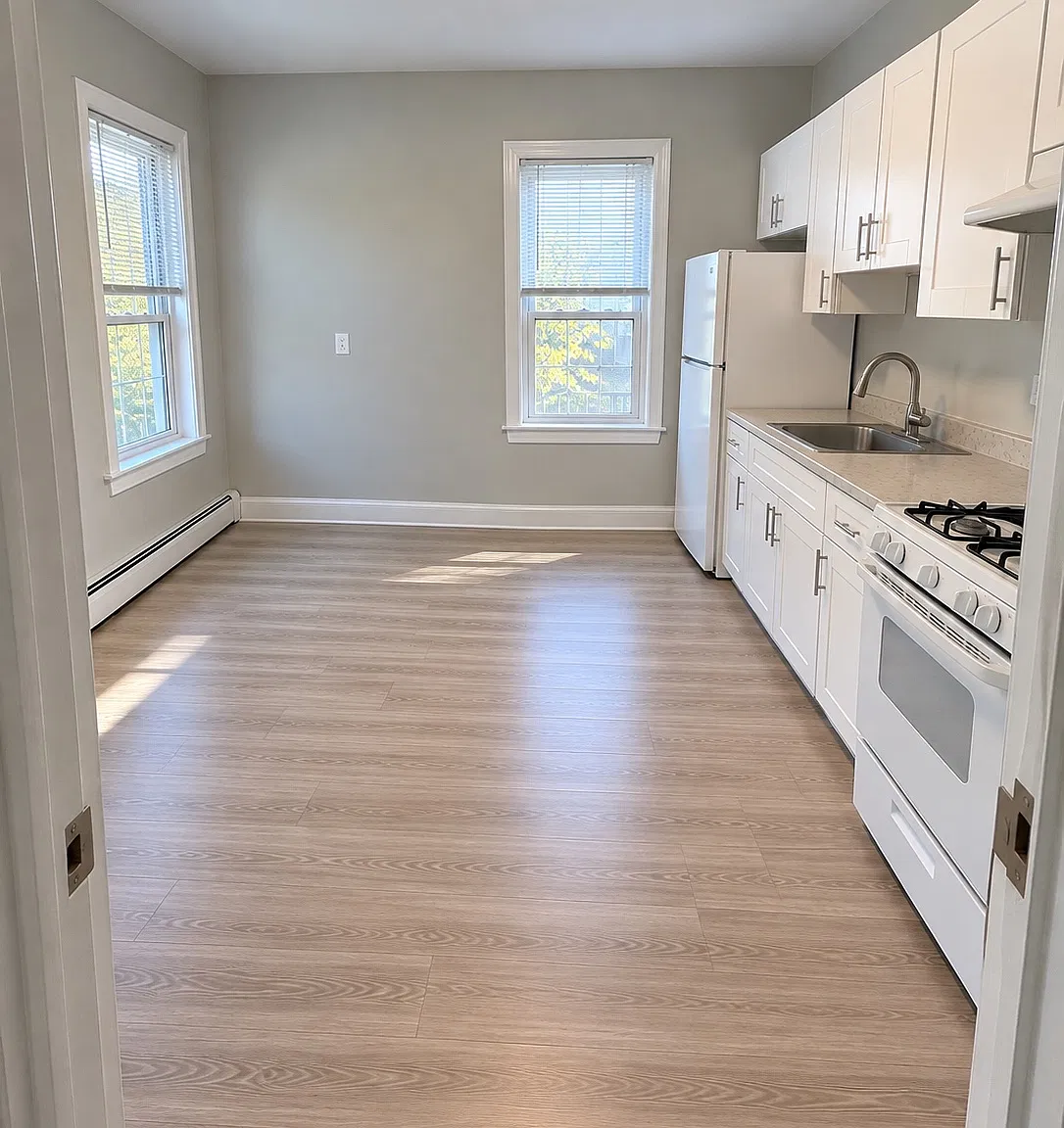 3 bed, $2,045 — Photo 2