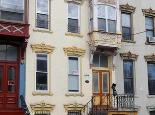 103 Lark St, Albany, NY 12210