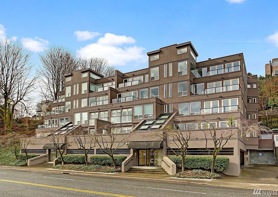 1st image of 2101 Westlake Ave N Unit 301