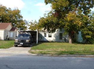 1310 Oak St, Grand Prairie, TX 75050