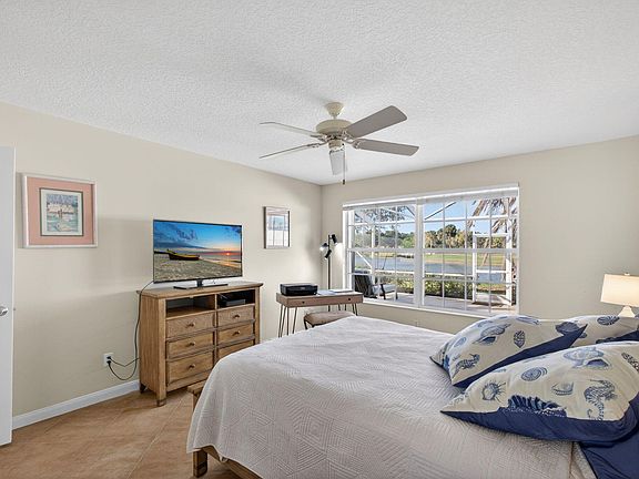 3rd image of 1117 SW Balmoral Trace