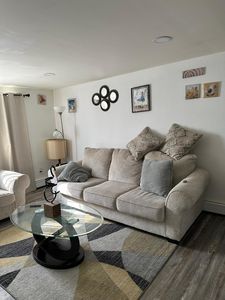 389 Oakley Ave, Elmont, NY, 11003