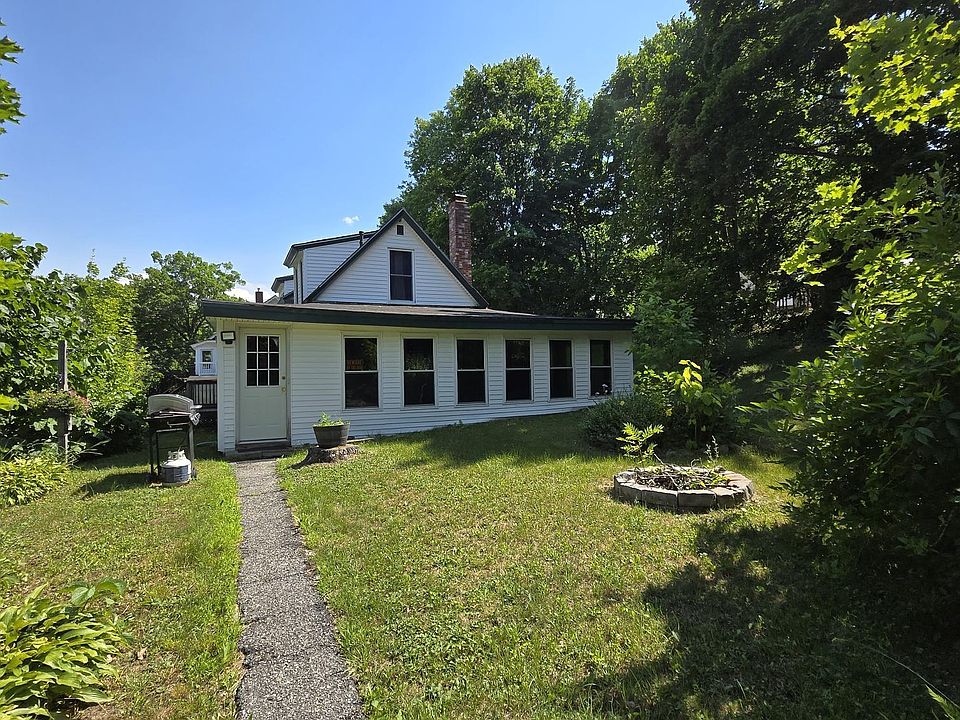 1st image of 724 Grove Avenue