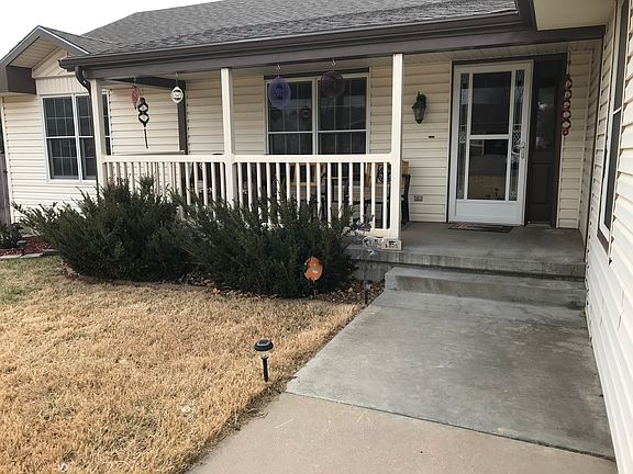 2nd image of 3005 Anna Ave