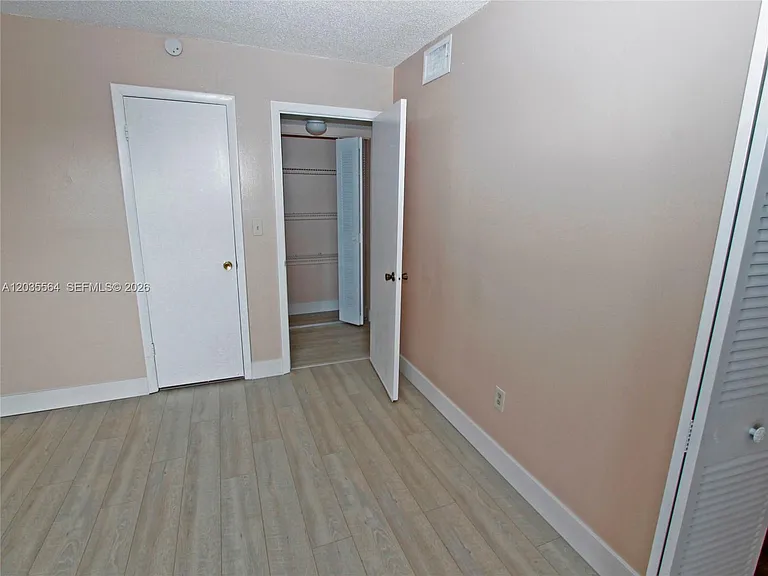 9351 Fontainebleau Blvd #B403 — Photo 25