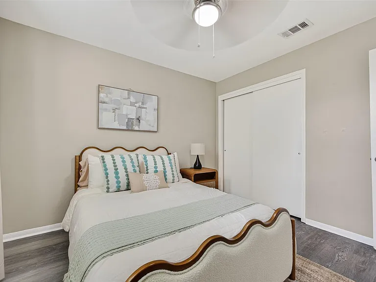 6635 Queensclub Dr — Photo 38