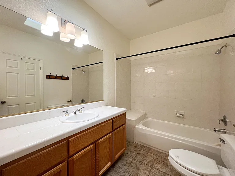 53 Wine Press Way — Photo 24