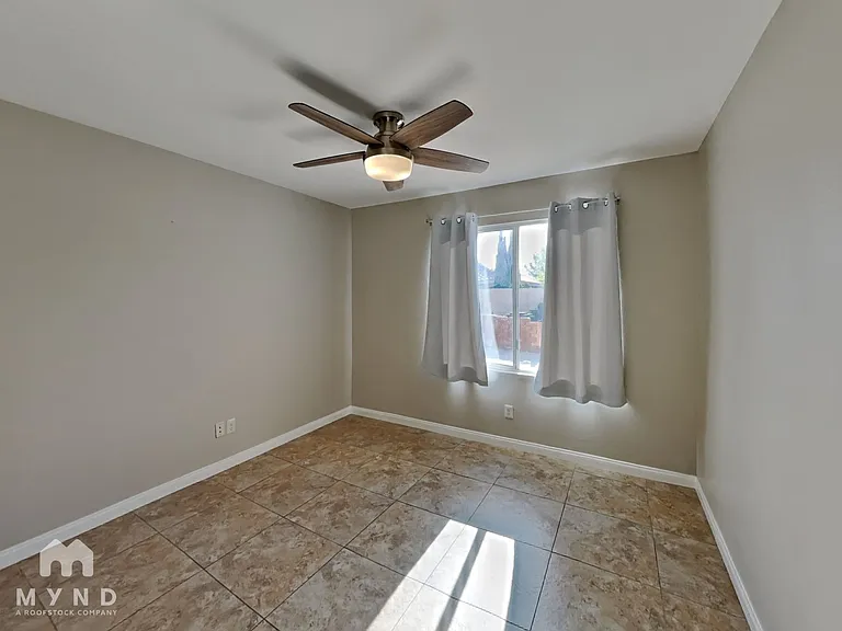 1616 Scenic Peak — Photo 13