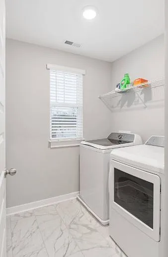 229 Hudson Dr — Photo 31