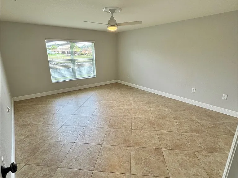 3829 SW 17th Pl — Photo 13