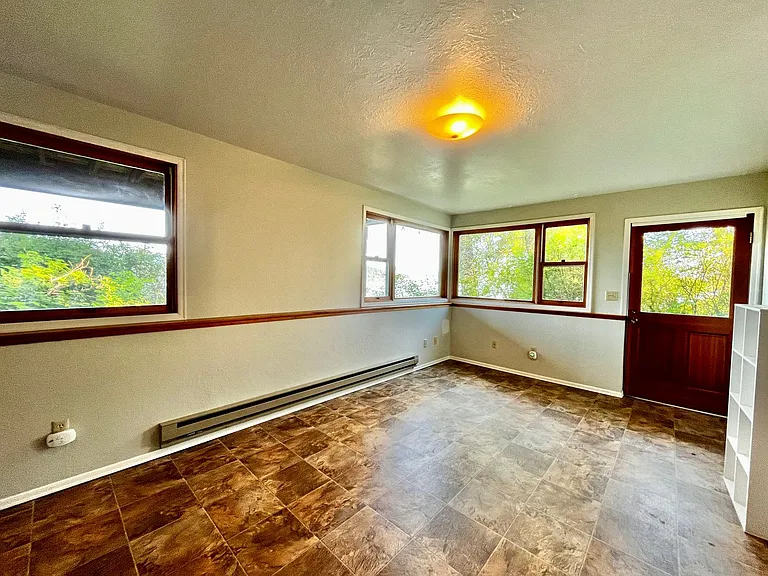 1912 NW Lutes Rd — Photo 21