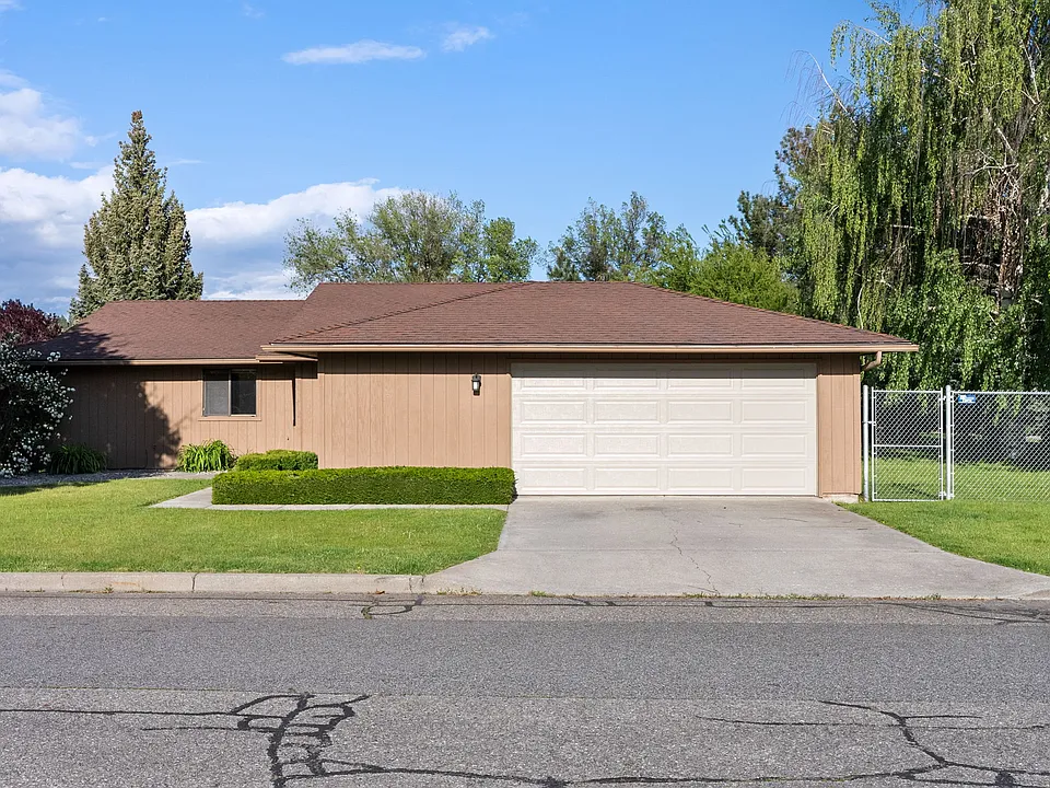 11706 E 24th Ave #1