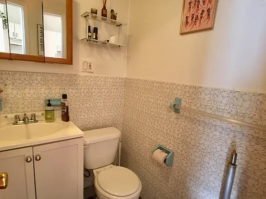 Rented by Northside Plaza Inc. | media 15