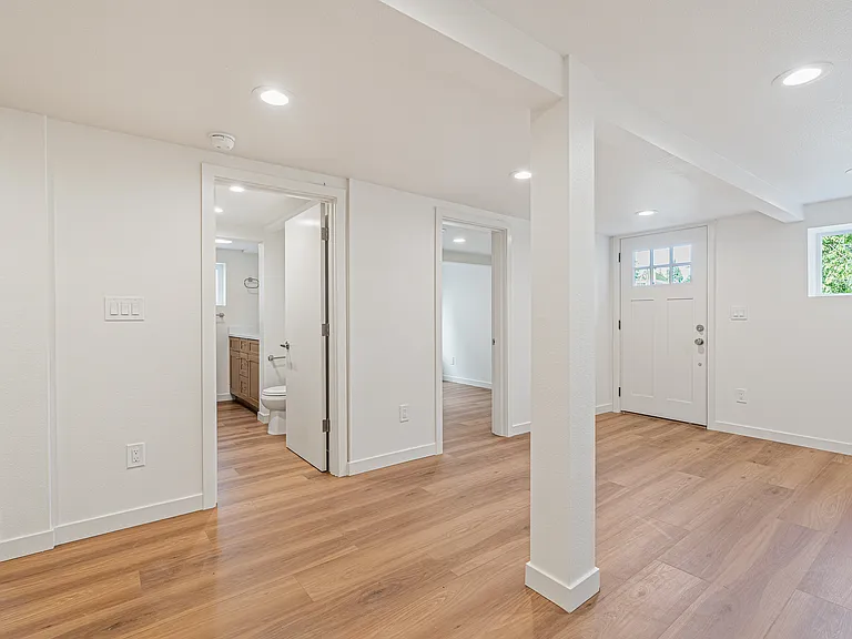14325 Phinney Ave N #2 — Photo 7