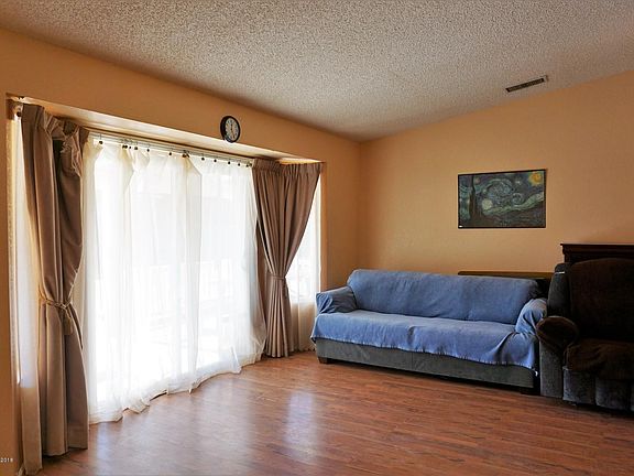 4th image of 3266 Black Hawk Dr