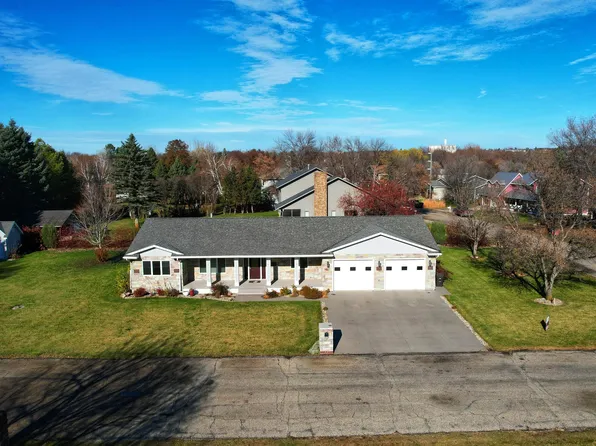 1700 9th Ave SE, Jamestown, ND 58401