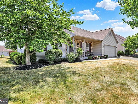 4th image of 111 Day Lily Dr