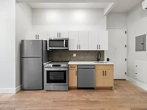 1184 Dean Street image 1 of 5