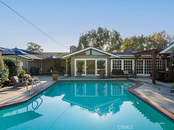 5th image of 2011 Redberry Rd