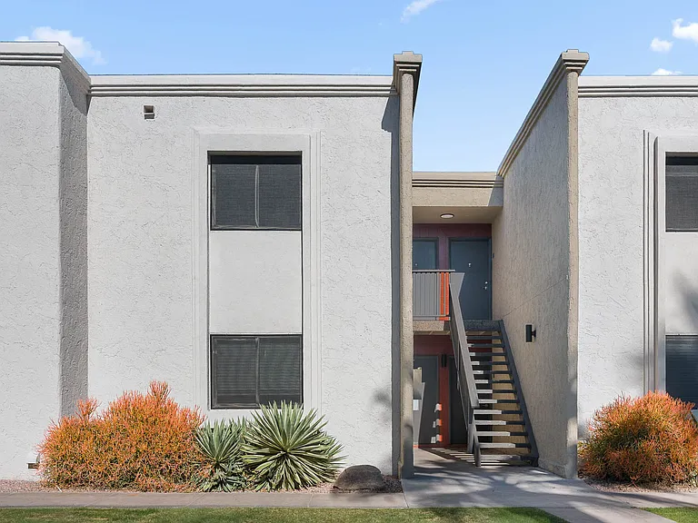 The Cortesian Apartments — Photo 25