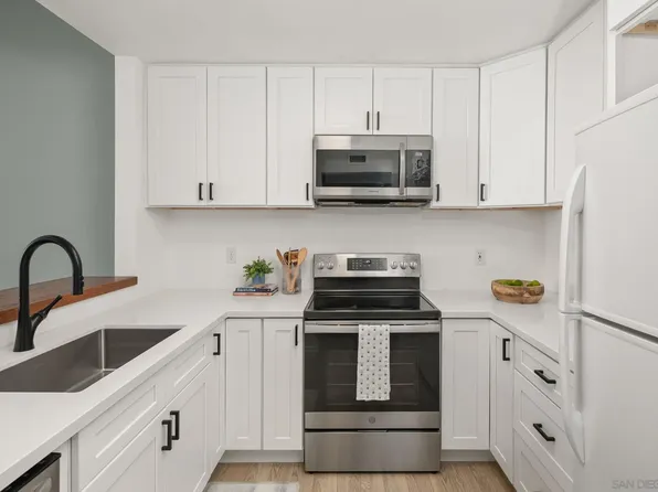 3980 Faircross Pl Unit 32, San Diego, CA 92115