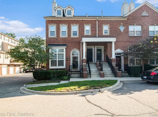 16870 Farmington Rd, Livonia, MI 48154