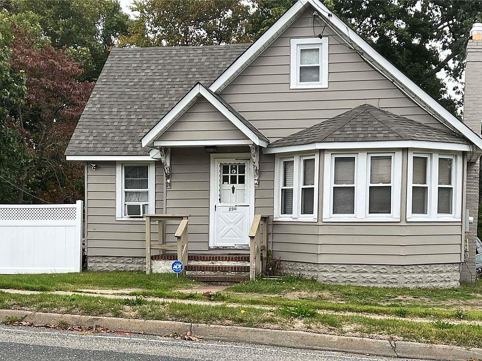 1st image of 89 Rosevale Avenue