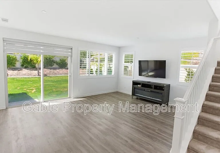 28817 Sedge Ln — Photo 2