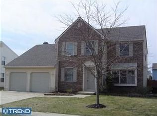 25 Stone Hollow Dr, Sicklerville, NJ 08081