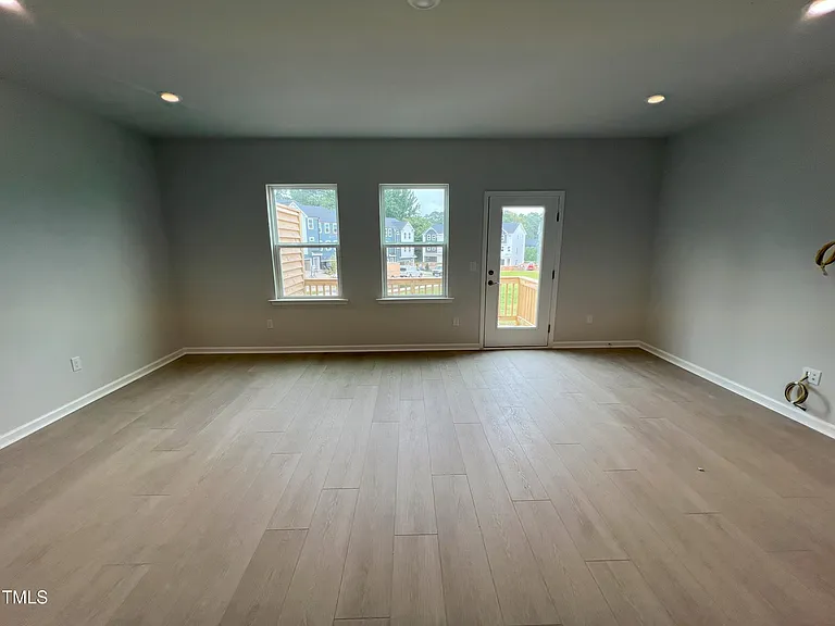 7254 Morris Acres Rd — Photo 8