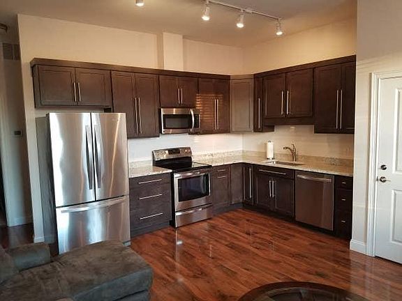 4th image of 116 S Niles Ave #B